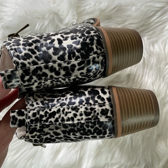 Leopard Booties Size 6.5 NWT - Picture 10 of 14
